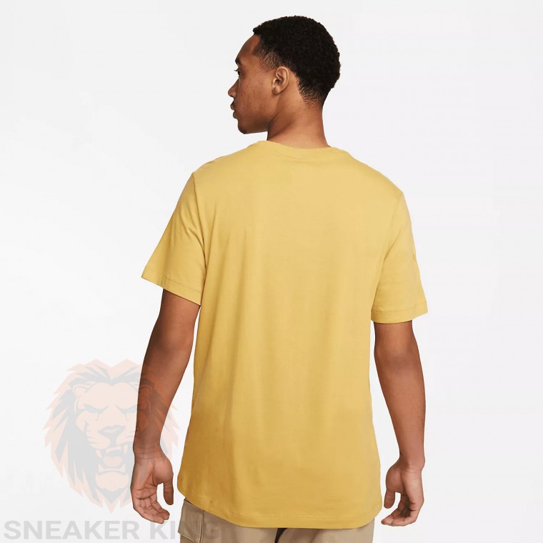 Футболка Nike  club tee